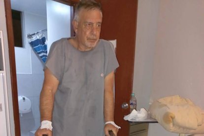 El entrenador paraguayo Ever Hugo Almeida se recupera de una operación en la cadera y de problemas respiratorios.