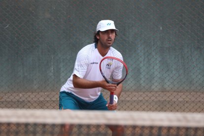 Diego Hidalgo, doblista ecuatoriano que entrena en El Cairo.