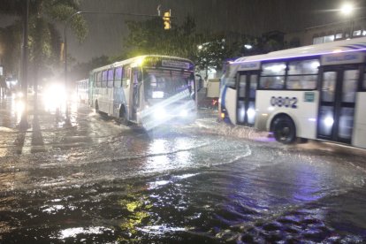 Urdesa también es víctima de inundaciones