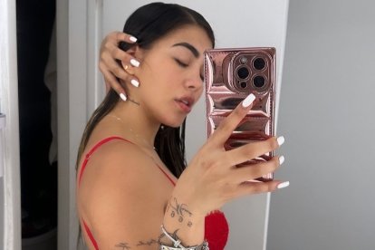 Samantha Mieles, la Totó  está de regreso en la plataforma para adultos.