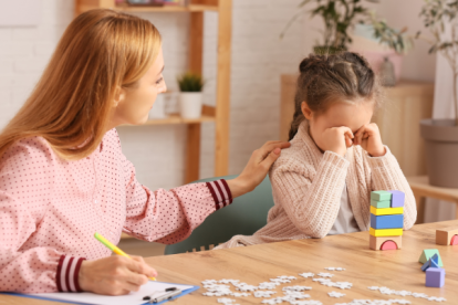 Pon atención al comportamiento de tu hijo.