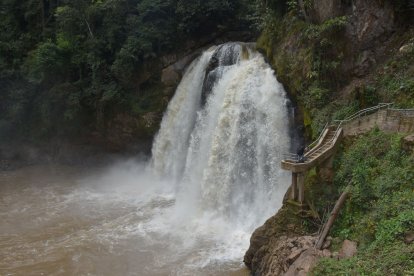 La impresionante caída de agua más visitada en Palanda.