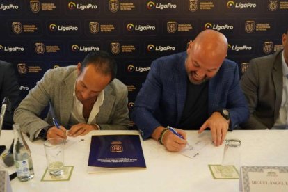 FEF y LigaPro acordaron la implementación del VAR en todos los partidos desde 2023