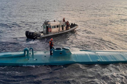 El semisumergible fue hallado por las Fuerzas Armadas.