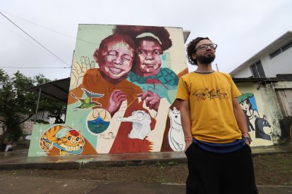 Andrés Guanín retrató a los niños del sector, para resaltar a la comunidad su sentido de pertenencia con el lugar.