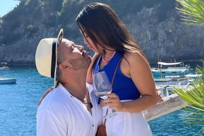 El Chino Moreira dejará su soltería en septiembre.