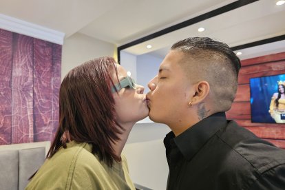 Elena Viteri  se enamoró de su mejor amigo, Carlos Maurot.