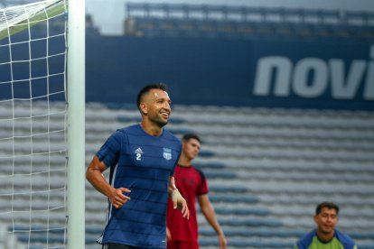 El argentino, de 32 años, habla de un nuevo y renovado equipo y de su deseo de continuar