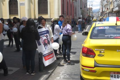 Los familiares realizaron una protesta por la desaparición de Dana Ramos.