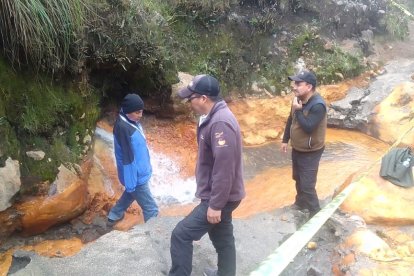 En el lugar existe riesgo de deslizamiento de tierra.