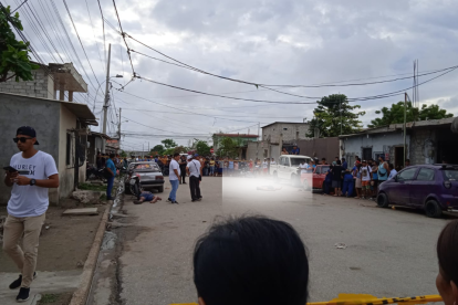 El ataque se dio en un taller mecánico.