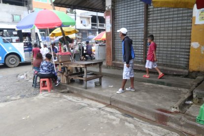 El cadáver fue trasladado al Laboratorio de Criminalística de Guayaquil.