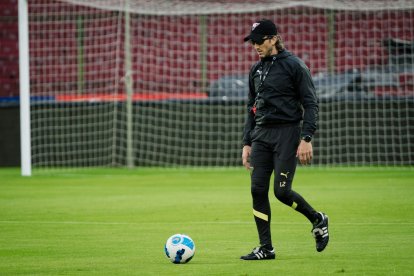 Luis Zubeldía fue campeón de la LigaPro 2023 como técnico de Liga de Quito.