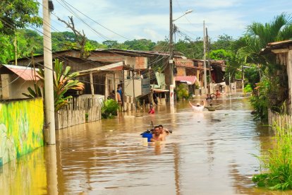 Cientos de viviendas se encuentras bajo el agua.