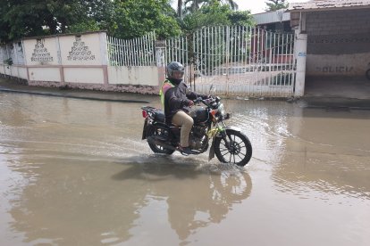 Hay que movilizarse con cuidado por Laurel.