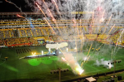 NOCHE AMARILLA, TEVEZ...FD: API....29-01-2022