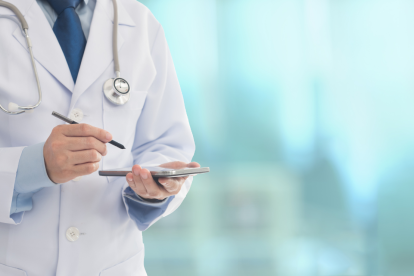 Referencial: el IESS cuenta con un sistema de salud para los afiliados.