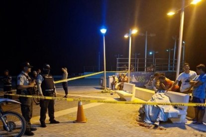 Eddie Martínez Tomalá recibió una llamada, salió y en el malecón lo asesinaron.