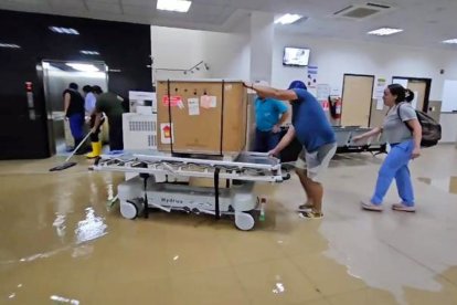 Cuando el agua empezó a entrar a la casa de salud, todo fue un ‘corre corre’.