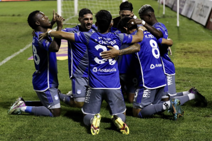 Emelec consiguió sus primeros 3 puntos fuera de casa en la fecha 1 de LigaPro 2024