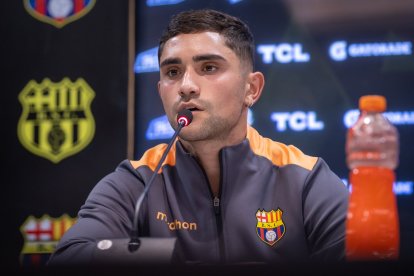 Nicolás Ramírez, zaguero chileno nuevo jugador de Barcelona.