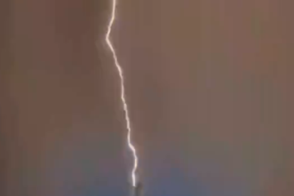 Air Canada manifestó que los aviones de su flota, como este Boeing, están diseñados para resistir la caída de rayos.