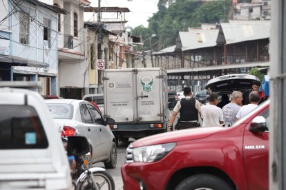 Personal de criminalística hizo el levantamiento del cadáver