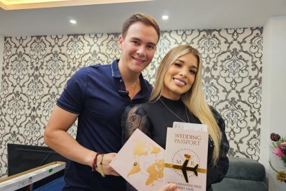 Mafer Pérez con su novio