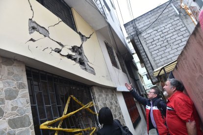 La casa de Fernando Proaño es la más afectada. Tuvo que evacuarla hace cinco años.