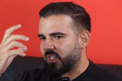 Joaquín Saavedra, periodista deportivo relata lo que ha sido su vida.FREDDY RODRÍGUEZ