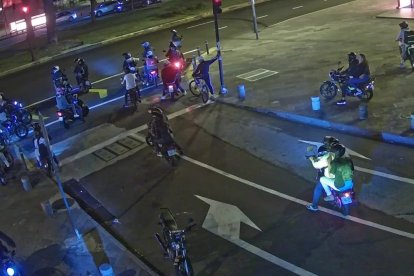 Vecinos de la zona publicaron en redes sociales las imágenes de las carreras.