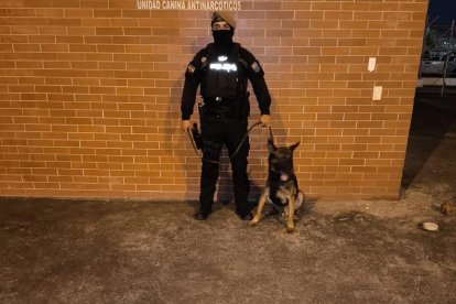 Las evidencias fueron presentadas por agentes de la Policía Nacional