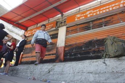 El atentado se produjo la noche del sábado 16 de marzo, en el bloque 6 de aquel populoso sector de Guayaquil