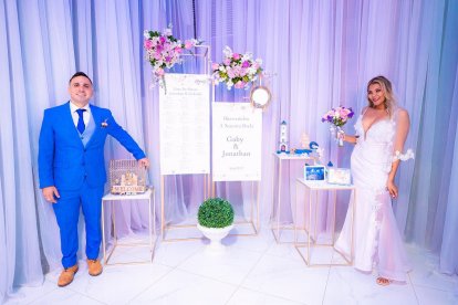 La Polilla y Gabriela Ramírez el día de su boda.