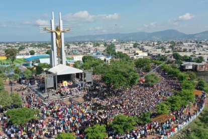 La procesión del Cristo del Consuelo es un acto religioso que se realiza anualmente por fieles de la iglesia católica.