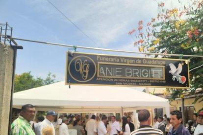 Este martes despiden a la alcaldesa de San Vicente asesinada.