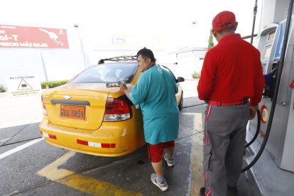 Taxistas no tenían claro el valor a cancelar.