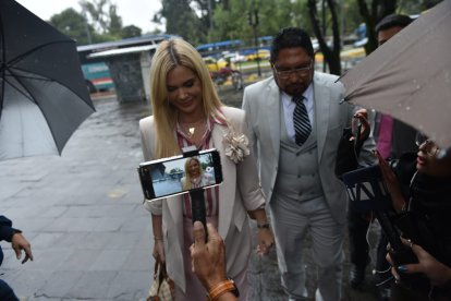 Carolina Jaume a su arribo a la Fiscalía para entregar su versión libre.