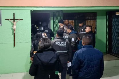 La Policía Nacional y la Fiscalía ejecutaron la intervención durante la madrugada del 3 de abril de 2024.