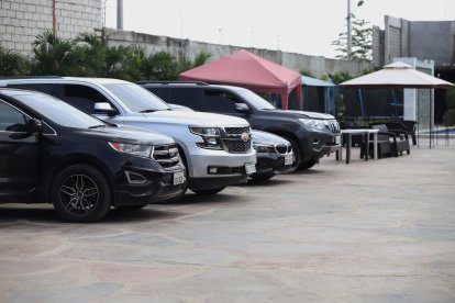 Los vehículos estaban en el área destinada como patio.