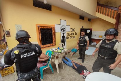 Los implicados fueron detenidos luego de varios allanamientos ejecutados en El Triunfo.