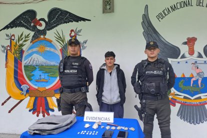Como Kevin Alexander Madril Jácome, de 22 años, fue identificado el individuo detenido en Conocoto la noche del jueves 4 de abril de 2024.