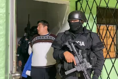 En este caso, el abogado Lenín Vimos ha sido señalado como el presunto organizador de la red.