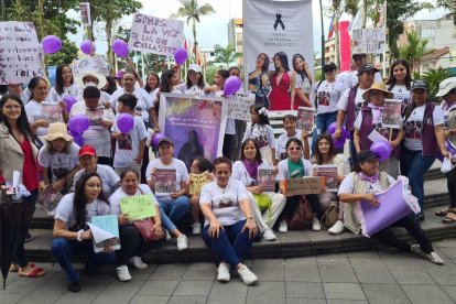 En el Parque Central de Santo Domingo de los Tsáchilas se hizo la jornada con la cual se pidió justicia por el triple crimen.