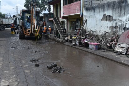 La casa de la familia Salcedo fue una de las más golpeadas en el aluvión del 2 de abril. Esperan un bono de ayuda humanitaria.