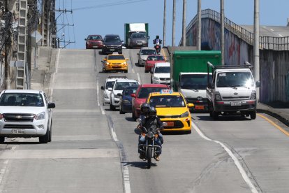 Perspectiva desde abajo de las ondulaciones de la loma conocida como el ‘tobogán’.