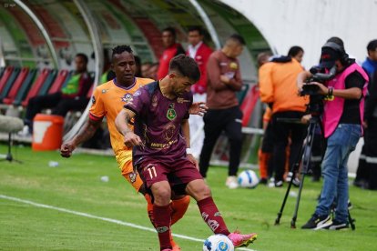 Las plantillas de los equipos en Ecuador se pagan principalmente con los derechos de televisión, el que hasta ahora posee GolTV.