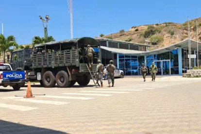 Conmoción en Anconcito por crimen de funcionario.