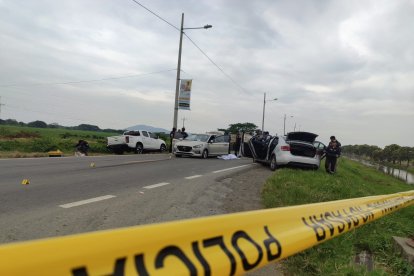 La escena del crimen fue acordonada por la Policía Nacional