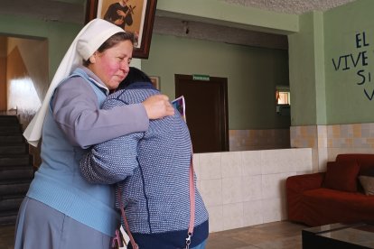 En el centro de acogida organizaron un paseo para que mujeres y niños disfruten, penosamente no resultó lo planeado.